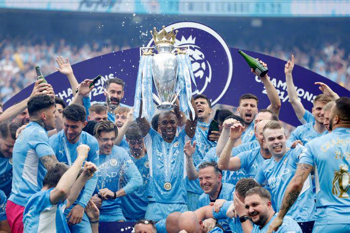 鲁媒：相比外教，韩鹏最大优势是对泰山的信仰以及积累的威望