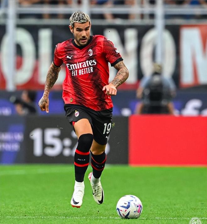 官方：阿什拉夫当选2025年度非洲足球先生