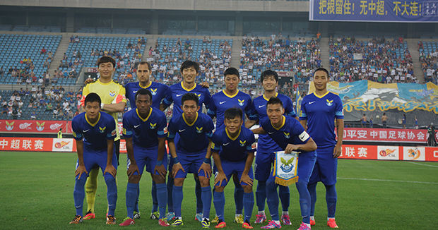 2025山东省齐鲁足球超级联赛：泰安2-1击败聊城夺冠（泰安2-1力克聊城，问鼎2025山东省齐鲁足球超级联赛冠军）