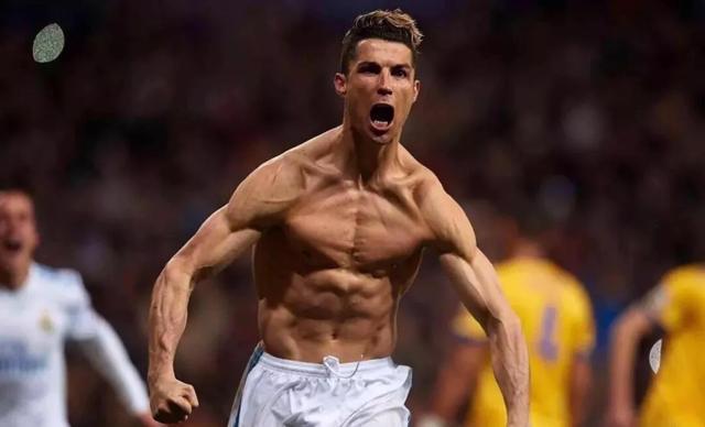 罗马诺：梅努可能在1月离开曼联，那不勒斯对租借他很感兴趣