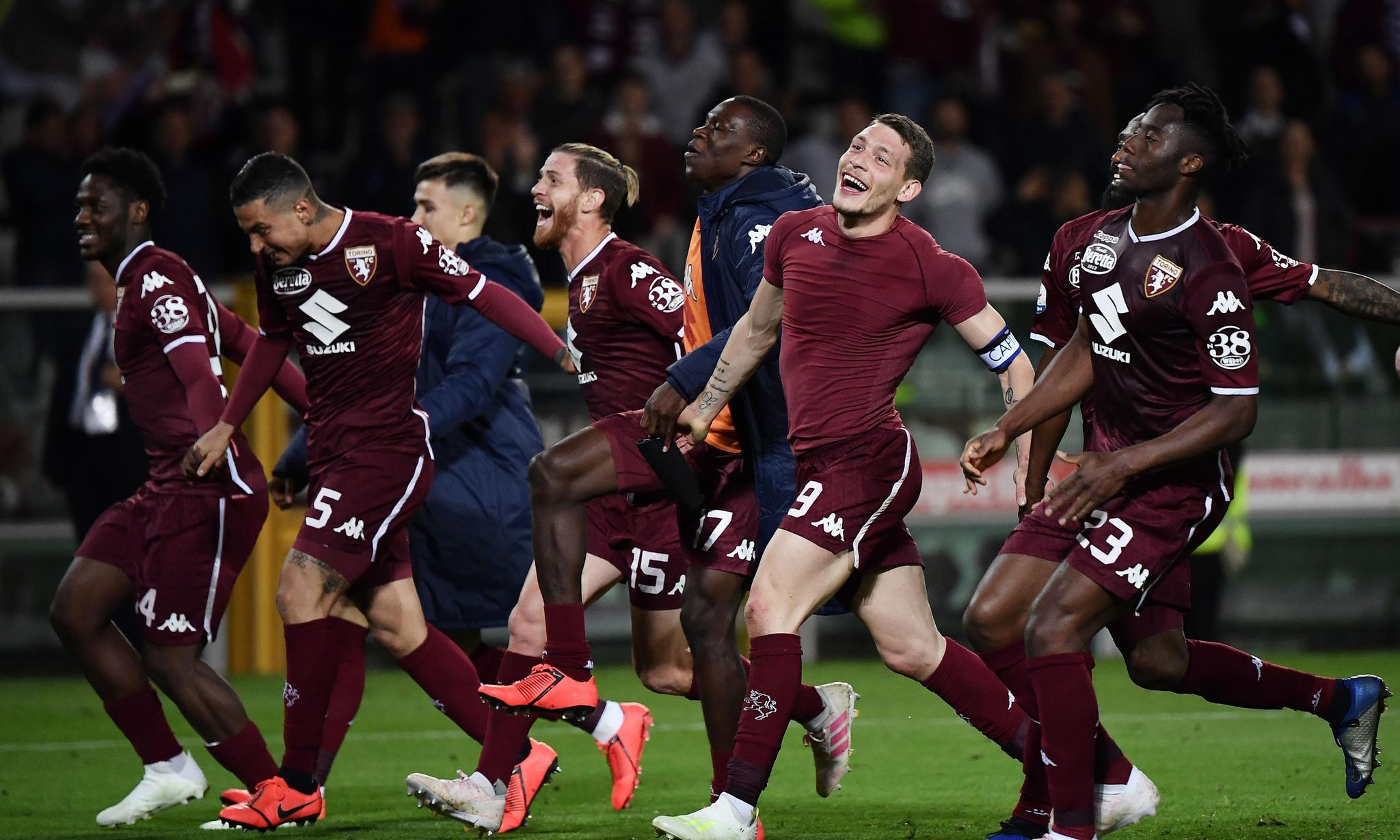 曼联青训小将登场亮相