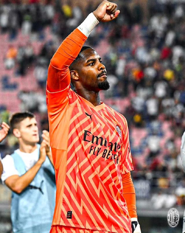 总局副局长张家胜会见阿迪高管，将在青少年足球领域开展合作