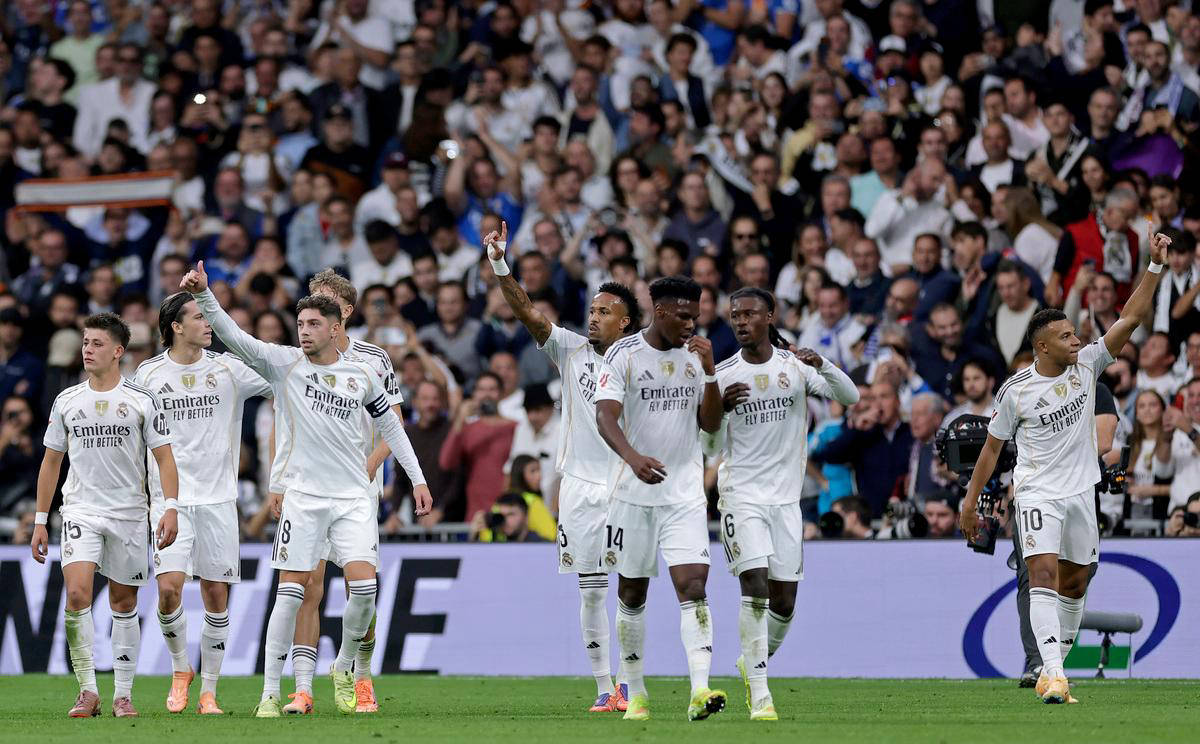 泽林斯基：我们感到愤怒，在场上看那绝不是一次犯规