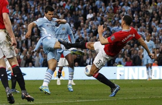 官方：英格兰名哨安东尼-泰勒将执法欧冠第4轮布鲁日vs巴萨（官方确认：欧冠第4轮布鲁日对阵巴萨将由英格兰名哨安东尼-泰勒执法）