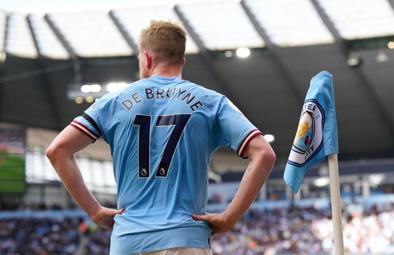 陈威vs柔佛新山半场数据：贡献5次扑救，评分暂为全场最高